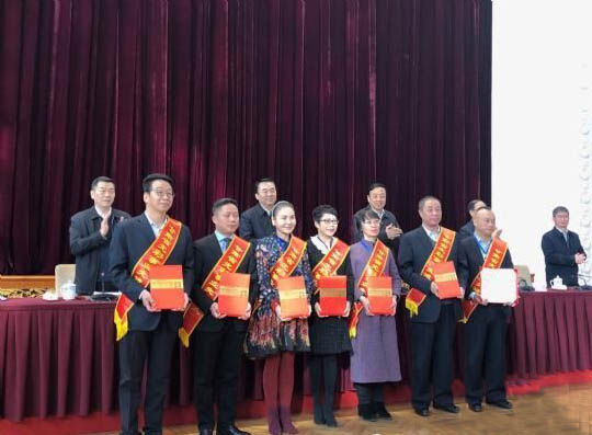 蘭州亞太集團(tuán)總裁朱全祖榮獲甘肅省“光彩事業(yè)先進(jìn)個人”榮譽(yù)稱號